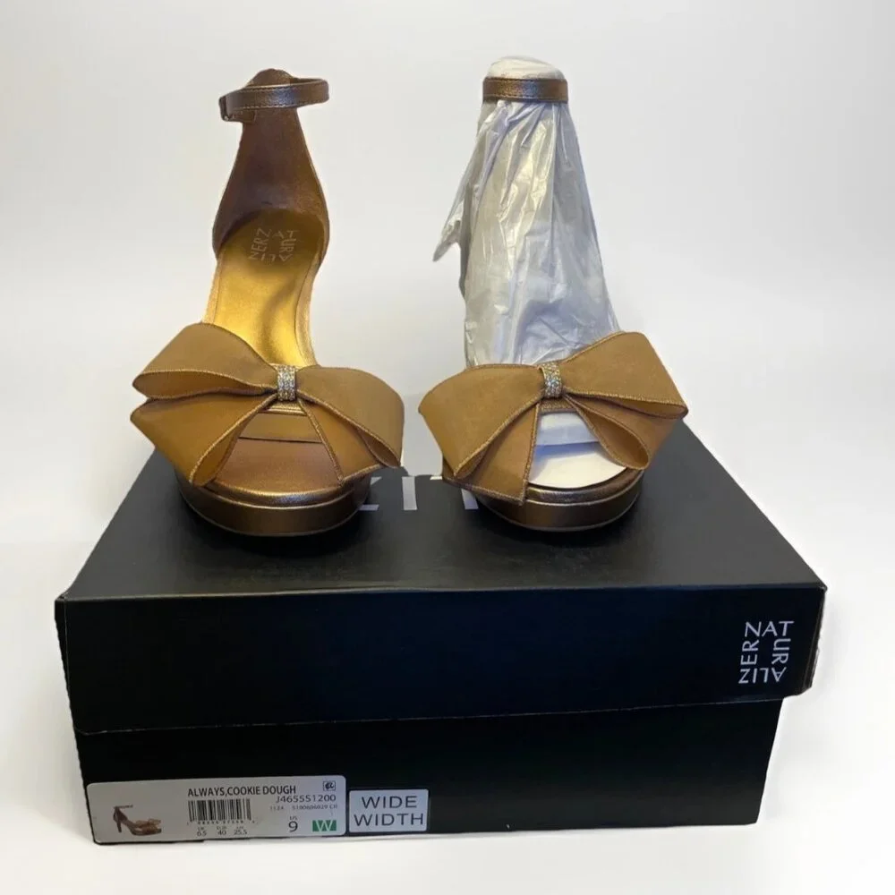 Naturalizer Always Dress Sandals Cookie Dough Women's Size 9 W New Brown Bow - Picture 1 of 12